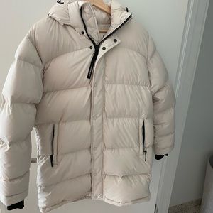 Aritzia TNA Super Puff